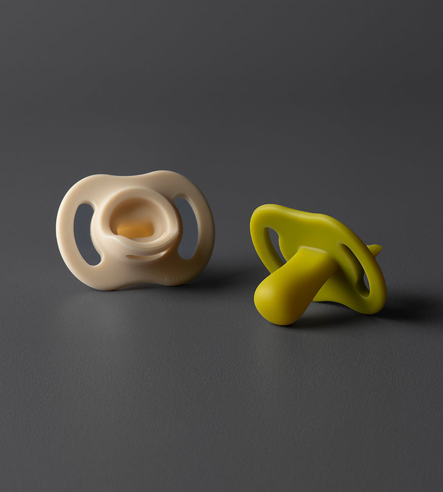Ultra Light Soothers 6-18M - 433595